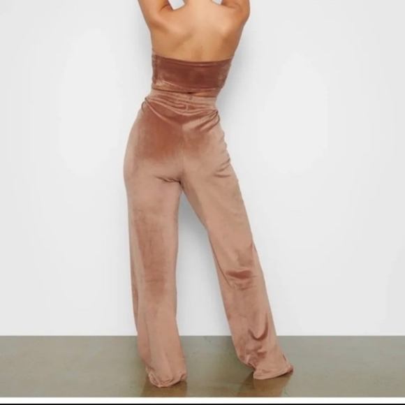 Skims Velour Joggers - Picture 3 of 7